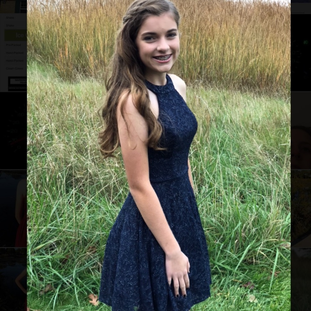 short homecoming dress // blue/navy // worn once!